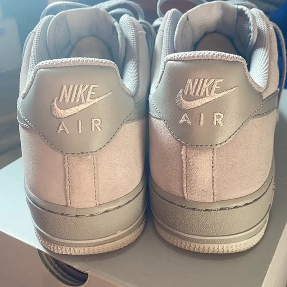 2011 Nike Air Force 1 Medium Grey Suede - Picture 6 of 14